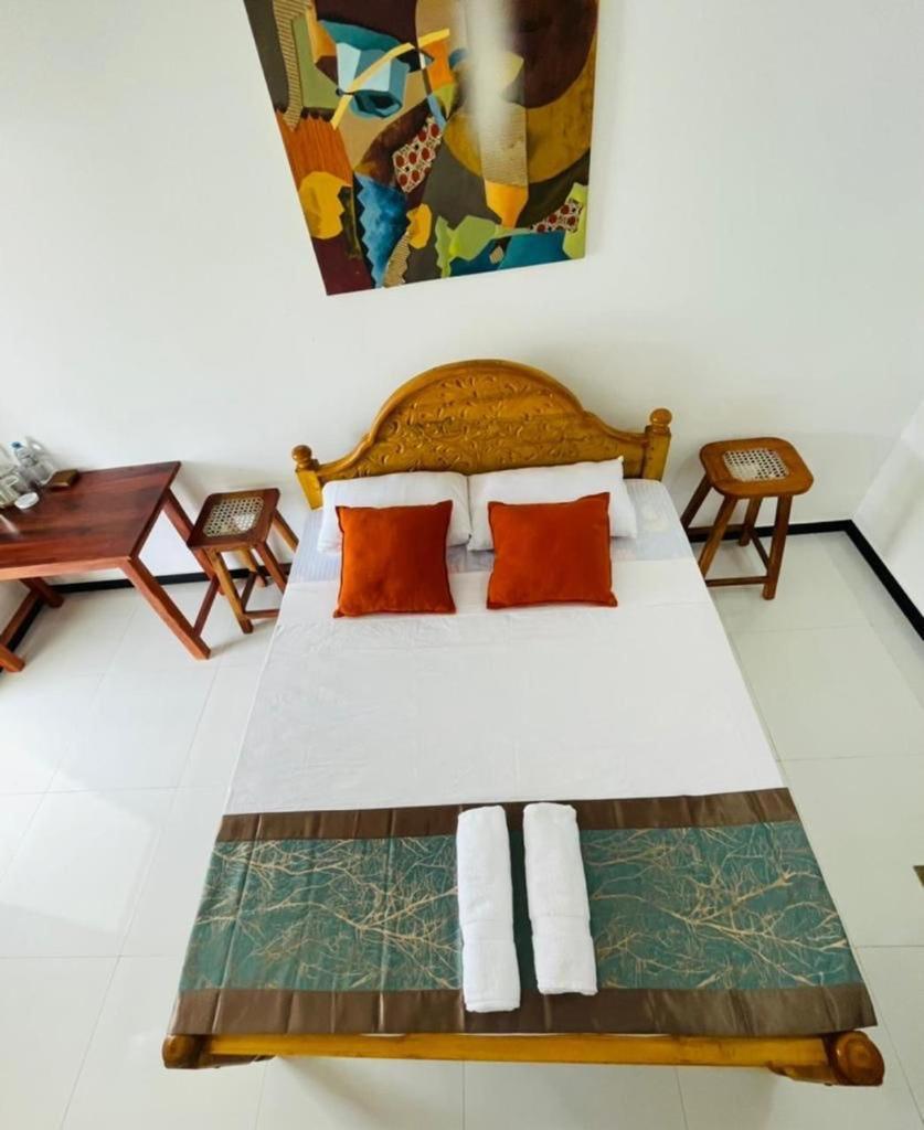 Ratnam Hotel Jaffna Exterior foto